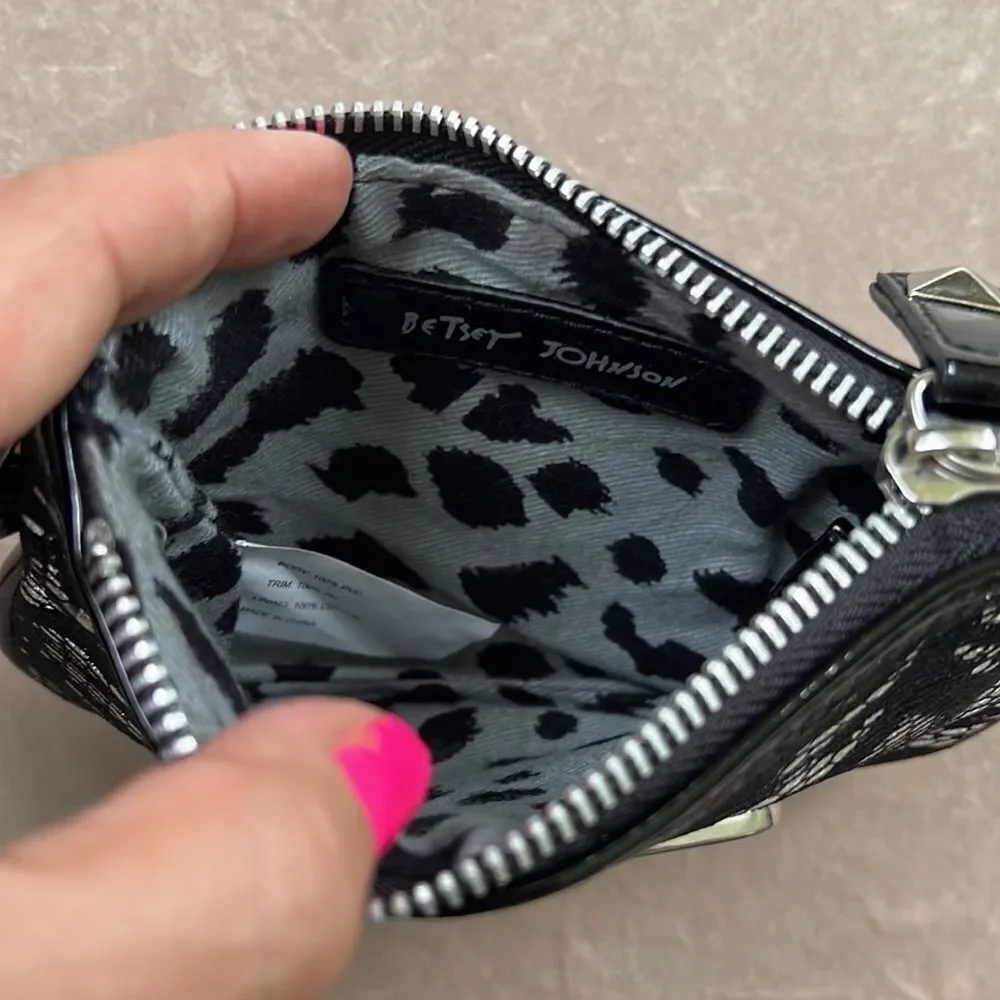 *Betsey Johnson* Black Lace Keyring Mini Travel Glam Pouch EUC Y2K